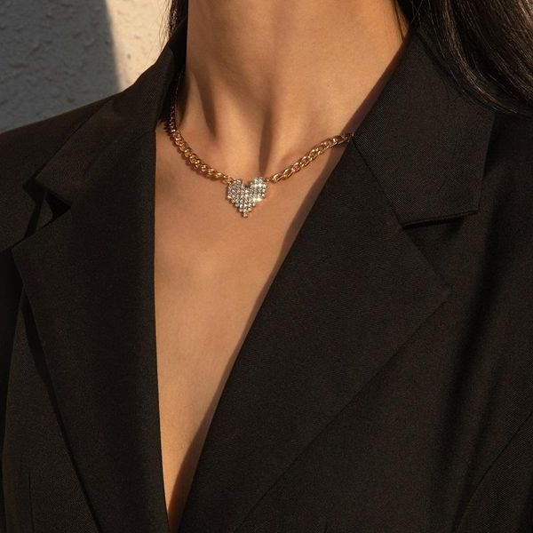 find me simple alloy single layer necklace heart rhinestone pendant necklace for women fashion jewelry accessories, Silver
find me simple alloy single layer necklace heart rhinestone pendant necklace for women fashion jewelry accessories, Silver
