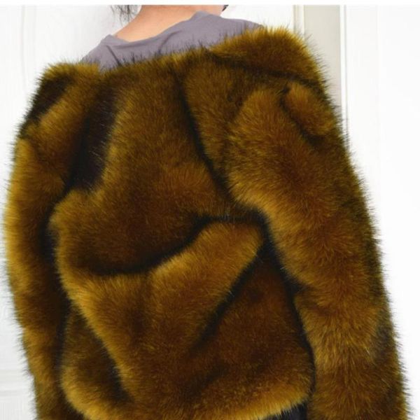 s-3xl plus size winter new fashion brand fake fur jacket female warm good quality warm thicker faux fur coat wj1634 dropship, Black
s-3xl plus size winter new fashion brand fake fur jacket female warm good quality warm thicker faux fur coat wj1634 dropship, Black