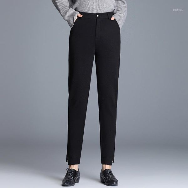2020 new autnmn winter women pants fashion woolen warm harem high waist soild silm casual ankle length pants1, Black;white
2020 new autnmn winter women pants fashion woolen warm harem high waist soild silm casual ankle length pants1, Black;white