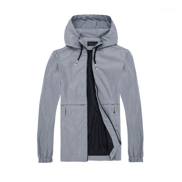 men waterproof windbreaker zipper jackets man coats lightweight sportswear style outwear coat male hooded jackets1, Black;brown
men waterproof windbreaker zipper jackets man coats lightweight sportswear style outwear coat male hooded jackets1, Black;brown