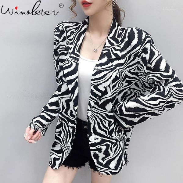 women's jackets 2021 autumn chiffon women's coat lapel turn-down collar 2 pockets zebra print coats fashion female outerwear c0780, Black;brown
women's jackets 2021 autumn chiffon women's coat lapel turn-down collar 2 pockets zebra print coats fashion female outerwear c0780, Black;brown