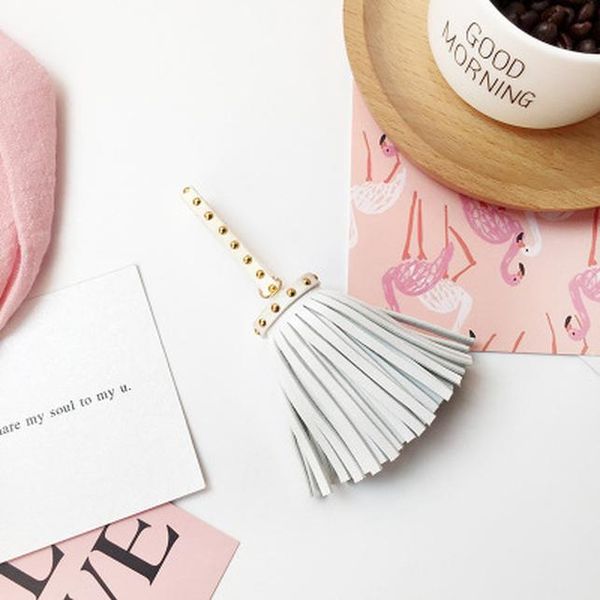 12pcs lot personalized suede tassel pendants leather tassels for keychain bag cellphone pendant home decoration diy accessories h bbyakv
12pcs lot personalized suede tassel pendants leather tassels for keychain bag cellphone pendant home decoration diy accessories h bbyakv