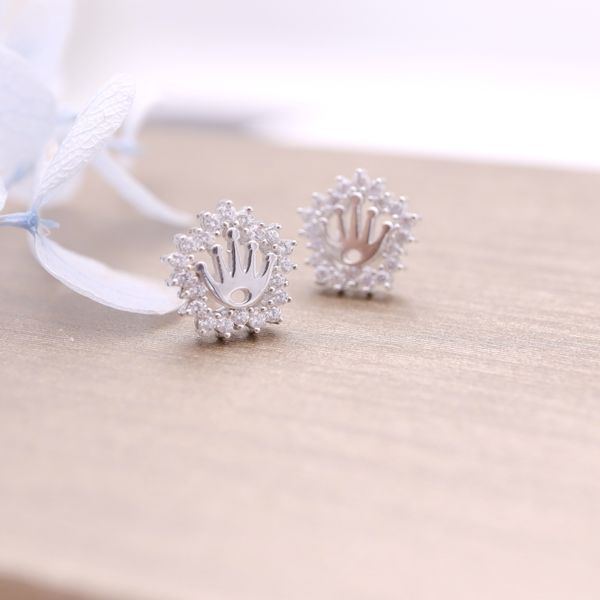 hengsheng s925 silver cross-border one product dropshipping crown fashion korean style simple zircon stud earrings for women
hengsheng s925 silver cross-border one product dropshipping crown fashion korean style simple zircon stud earrings for women