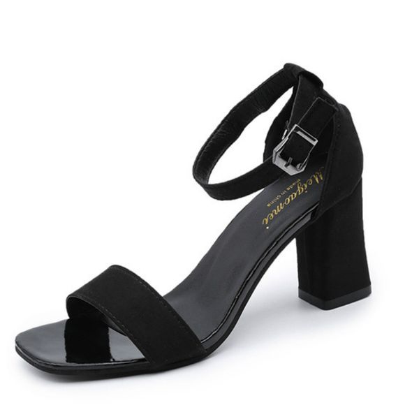 2020 new women gladiator sandals high heels woman summer rome classics party dress shoes black wine red ladies fashion striking
2020 new women gladiator sandals high heels woman summer rome classics party dress shoes black wine red ladies fashion striking