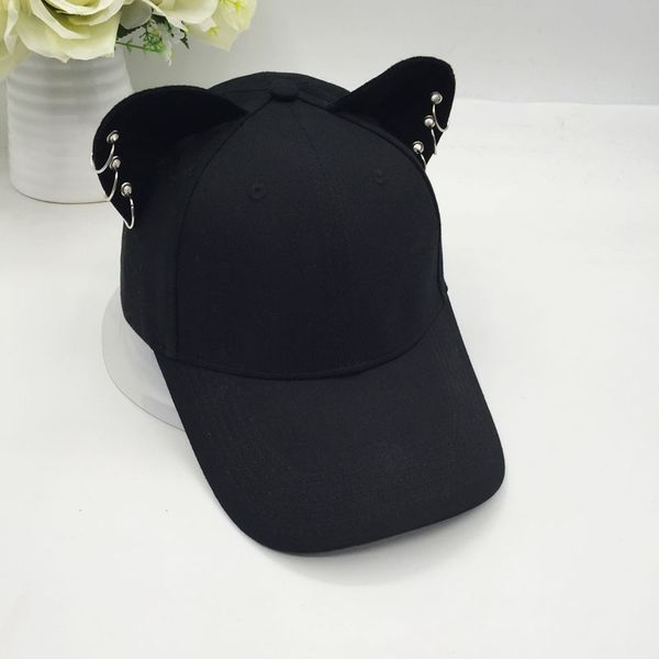 the new British men and women joker cotton baseball cap cat ears equestrian travel cap hat metal ring
the new British men and women joker cotton baseball cap cat ears equestrian travel cap hat metal ring