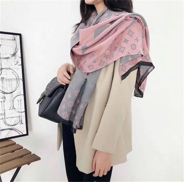 2021 new womans scarf cashmere long scarves classic floral printing designer womans scarves size 180x65cm, Blue;gray
2021 new womans scarf cashmere long scarves classic floral printing designer womans scarves size 180x65cm, Blue;gray