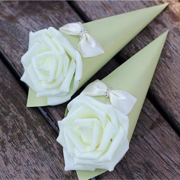 ub75xu factory price box shape candy paper chocolate container cone favor holder boxes with rose flowers bowknot candies weddin 1 n
ub75xu factory price box shape candy paper chocolate container cone favor holder boxes with rose flowers bowknot candies weddin 1 n