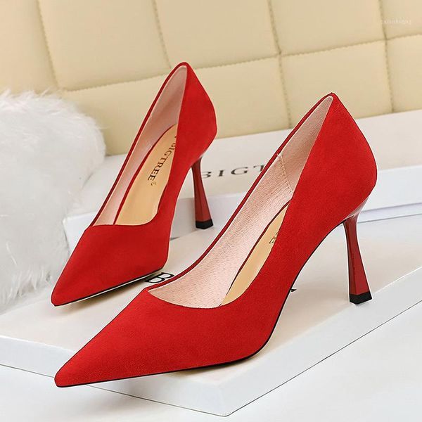 korean version of the simple thin heel high suede suede shallow mouth pointed show thin nightclub high heels wedding shoes1, Black
korean version of the simple thin heel high suede suede shallow mouth pointed show thin nightclub high heels wedding shoes1, Black