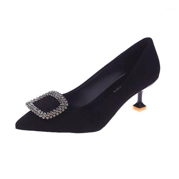 dress shoes high heels women's 2021 spring mix and match black retro pointed thick single professional shoes1
dress shoes high heels women's 2021 spring mix and match black retro pointed thick single professional shoes1
