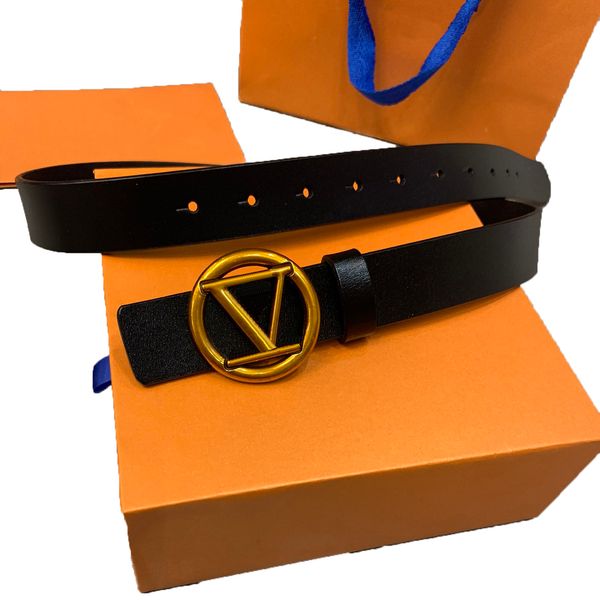 2022 luxurys women belts designers belt fashion mens and womens leisure waistband gold silver buckle 9 styles is very good, Black;brown
2022 luxurys women belts designers belt fashion mens and womens leisure waistband gold silver buckle 9 styles is very good, Black;brown