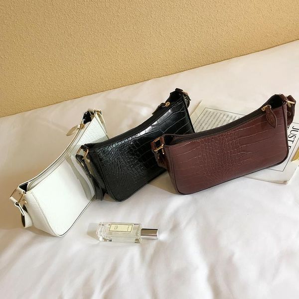 retro crocodile pattern women's shoulder messenger bag fashion pu leather luxury casual handbag mini wallet
retro crocodile pattern women's shoulder messenger bag fashion pu leather luxury casual handbag mini wallet