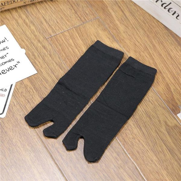 new japanese men and women two finger socks black kimono summer bamboo fiber flip flop sandal split ninjia white tabi toe socks1
new japanese men and women two finger socks black kimono summer bamboo fiber flip flop sandal split ninjia white tabi toe socks1