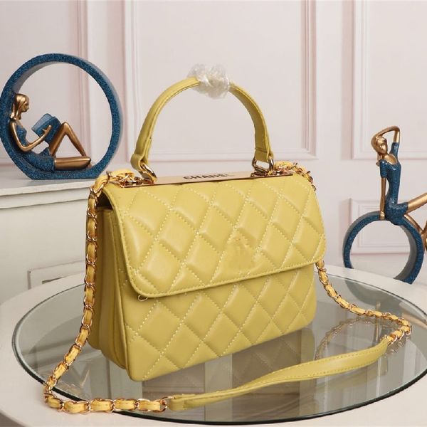 2020 design luxury original single handbag casual lady cross bag handbag handbag ing, Black
2020 design luxury original single handbag casual lady cross bag handbag handbag ing, Black