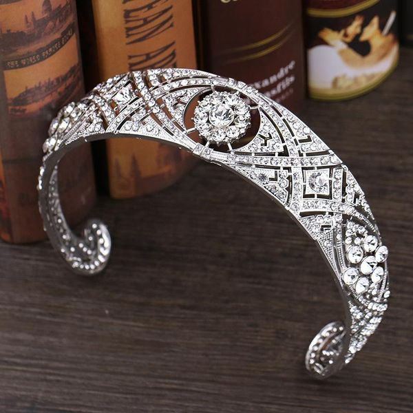 rhinestone wedding bridal tiara crown bride queen king crown headbands women diadem headpiece hair jewelry accessories, Golden;silver
rhinestone wedding bridal tiara crown bride queen king crown headbands women diadem headpiece hair jewelry accessories, Golden;silver