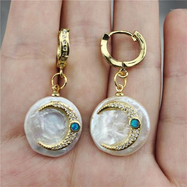 5pair/lot cz moon shape inlay freshwater pearl pendant earring,natural freshwater pearl with cz charm earring wholesale1, Golden;silver
5pair/lot cz moon shape inlay freshwater pearl pendant earring,natural freshwater pearl with cz charm earring wholesale1, Golden;silver