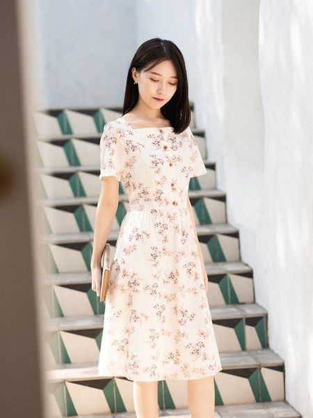 cynthia 2020 new summer women dress female vintage cotton square collar short-sleeve floral-printed long dresses1, Black;gray
cynthia 2020 new summer women dress female vintage cotton square collar short-sleeve floral-printed long dresses1, Black;gray