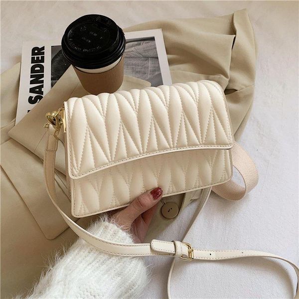 cross body pleated flap crossbody bag 2021 fashion pu leather women's designer handbag pearl chain shoulder messenger
cross body pleated flap crossbody bag 2021 fashion pu leather women's designer handbag pearl chain shoulder messenger