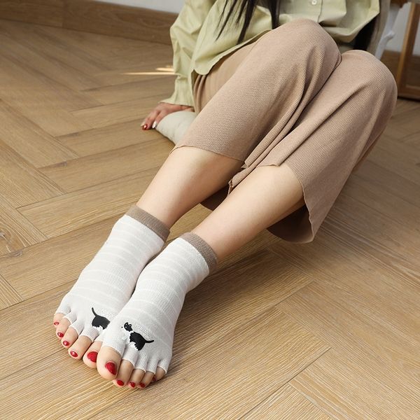 i0kdt cartoon socks women's cotton summer five-finger merchant women's merchants cotton short tube open toe five-finger puppy thin, Black
i0kdt cartoon socks women's cotton summer five-finger merchant women's merchants cotton short tube open toe five-finger puppy thin, Black