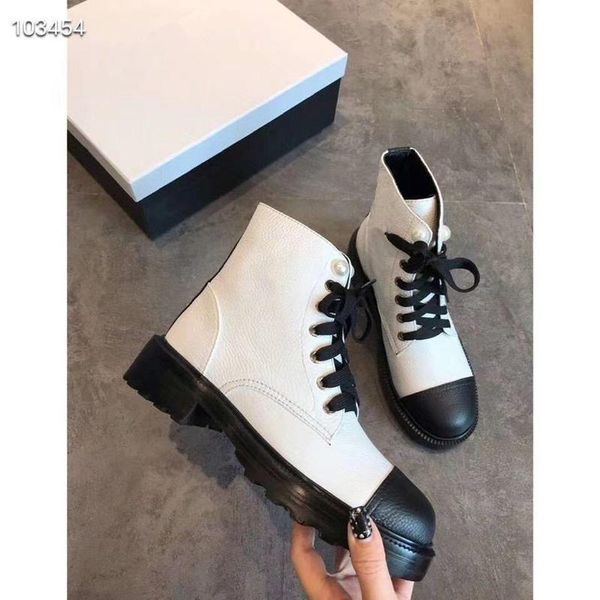 with up to date pearl autumn and winter simple ladies boots female leather cowhide non-slip rubber sole, Black
with up to date pearl autumn and winter simple ladies boots female leather cowhide non-slip rubber sole, Black