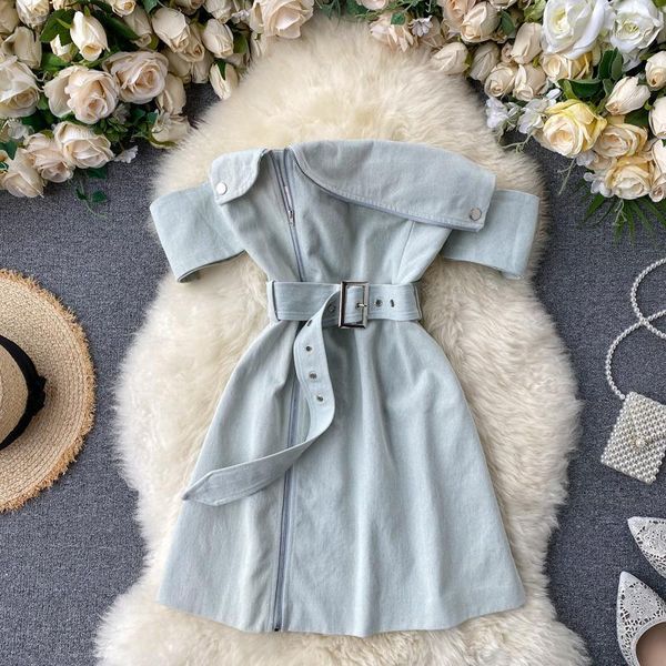 ftlzz 2020 new summer women off shoulder strapless dresses female zipper high waist denim dress with belt1, White;black
ftlzz 2020 new summer women off shoulder strapless dresses female zipper high waist denim dress with belt1, White;black