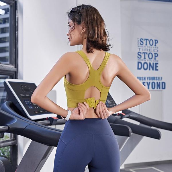 gym clothing sports underwear women's integrated fixed chest pad yoga bra wear running shockproof fitness beauty vest, White;black
gym clothing sports underwear women's integrated fixed chest pad yoga bra wear running shockproof fitness beauty vest, White;black