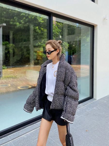 2020 new women winter coat street hip hop fashion retro down jacket windproof warm classic nylon weaving long perfect details cotton jacket, Black
2020 new women winter coat street hip hop fashion retro down jacket windproof warm classic nylon weaving long perfect details cotton jacket, Black