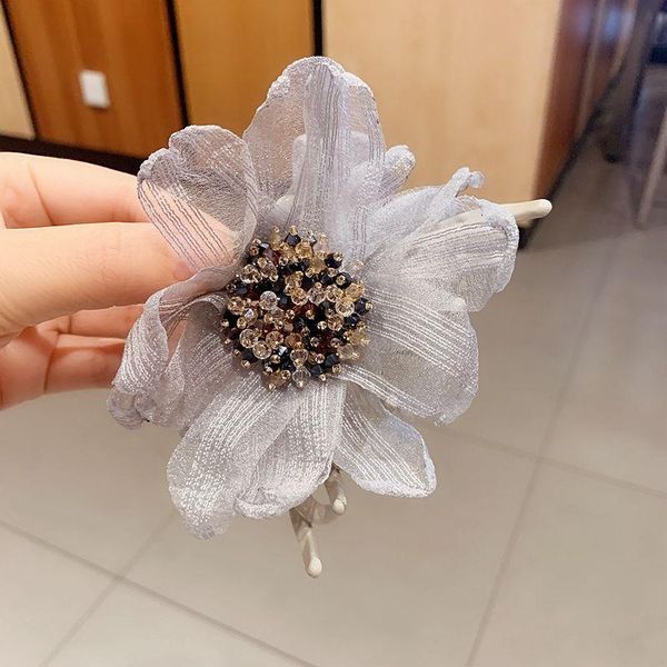 elegant pearl yarn cloth headpiece crystal rhinestone flower hair clips pins statement women jewelry accessories, Golden;silver
elegant pearl yarn cloth headpiece crystal rhinestone flower hair clips pins statement women jewelry accessories, Golden;silver