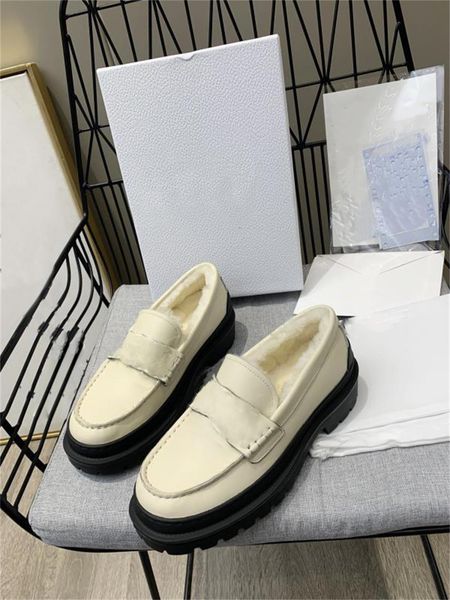 new selling 2021 ladies plus velvet casual warm shoes, high-quality leather, comfortable and breathable casual flat shoes, Black
new selling 2021 ladies plus velvet casual warm shoes, high-quality leather, comfortable and breathable casual flat shoes, Black