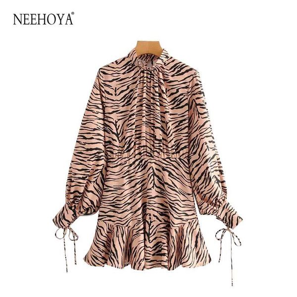 casual dresses vintage chic zebra print ruffles mini dress women 2021 fashion stand collar long sleeve back zipper female vestidos, Black;gray
casual dresses vintage chic zebra print ruffles mini dress women 2021 fashion stand collar long sleeve back zipper female vestidos, Black;gray