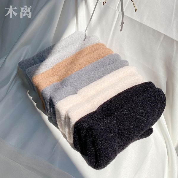 glove girl winter korean warm and lovely plush bag refers to student couple riding cold proof ins wind versatile solid color, Blue;gray
glove girl winter korean warm and lovely plush bag refers to student couple riding cold proof ins wind versatile solid color, Blue;gray