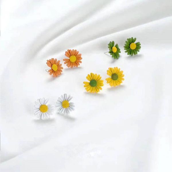 fashion stud earrings for women handmade white flower earrings charm jewelry for girls ladies party wedding gifts 2082, Golden;silver
fashion stud earrings for women handmade white flower earrings charm jewelry for girls ladies party wedding gifts 2082, Golden;silver