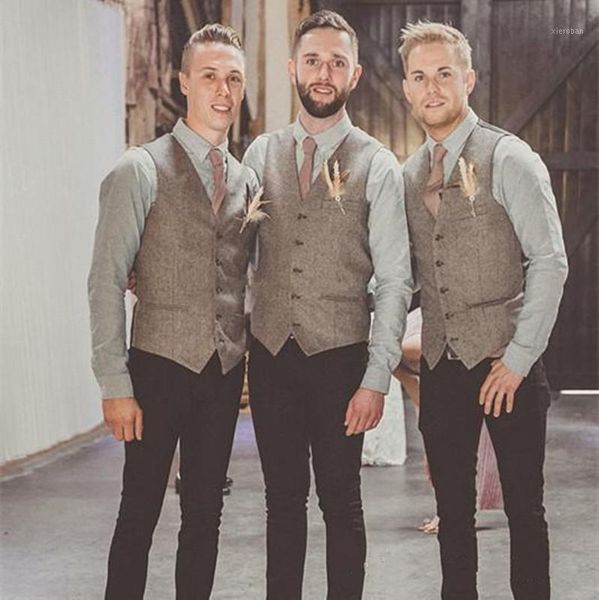 2021 vintage british groom wedding vest custom made groomsmen vests men's suit vests slim fit men's vest1, White;black
2021 vintage british groom wedding vest custom made groomsmen vests men's suit vests slim fit men's vest1, White;black