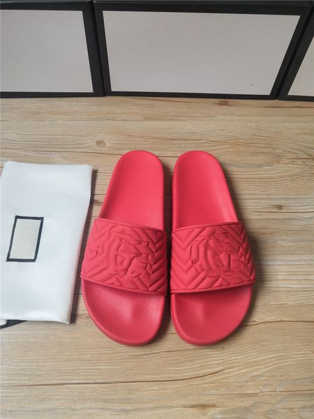 2021 new arrival mens slippers leather flats flip flops luxurys designer slides summer sandals shoes, Black
2021 new arrival mens slippers leather flats flip flops luxurys designer slides summer sandals shoes, Black