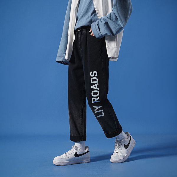 neploha man straight casual jeans 2020 autumn winter new korean streetwear collage hip hop jeans woman couple loose denim pants q0105, Black;white
neploha man straight casual jeans 2020 autumn winter new korean streetwear collage hip hop jeans woman couple loose denim pants q0105, Black;white