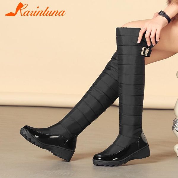 2020 new brand fashion woman shoes knee high boots metal decoration round toe wedges snow winter short plush platform, Black
2020 new brand fashion woman shoes knee high boots metal decoration round toe wedges snow winter short plush platform, Black