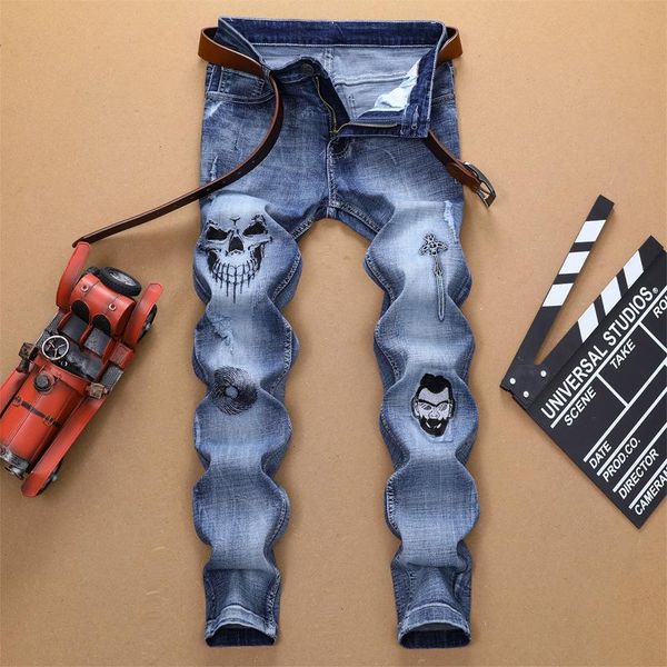 men's jeans style tide hole embroidery skull stretch straight pencil pants denim 2021 autumn and winter, Blue
men's jeans style tide hole embroidery skull stretch straight pencil pants denim 2021 autumn and winter, Blue
