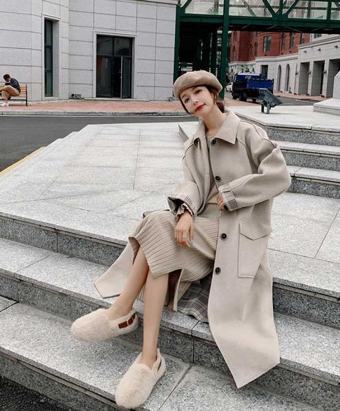 hepburn double face cashmere coat women's middle long autumn winter 2021 new small cocoon wool coat, Black
hepburn double face cashmere coat women's middle long autumn winter 2021 new small cocoon wool coat, Black