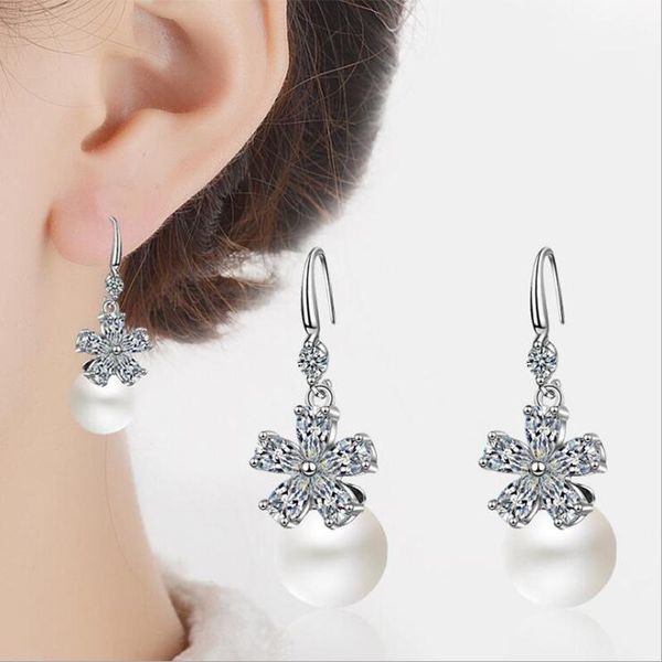 kofsac new temperament sweet crystal flowers pearl eardrop ear hook jewelry fashion 925 silver earrings for women christmas gift, Golden;silver
kofsac new temperament sweet crystal flowers pearl eardrop ear hook jewelry fashion 925 silver earrings for women christmas gift, Golden;silver