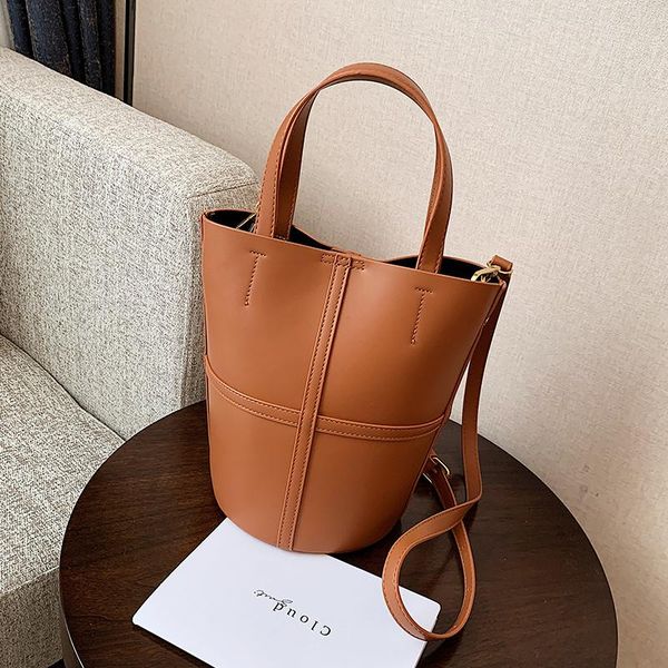 2021 fashion bucket bag pu leather crossbody bags 2021 winter small shoulder bag designer handbags and purses
2021 fashion bucket bag pu leather crossbody bags 2021 winter small shoulder bag designer handbags and purses