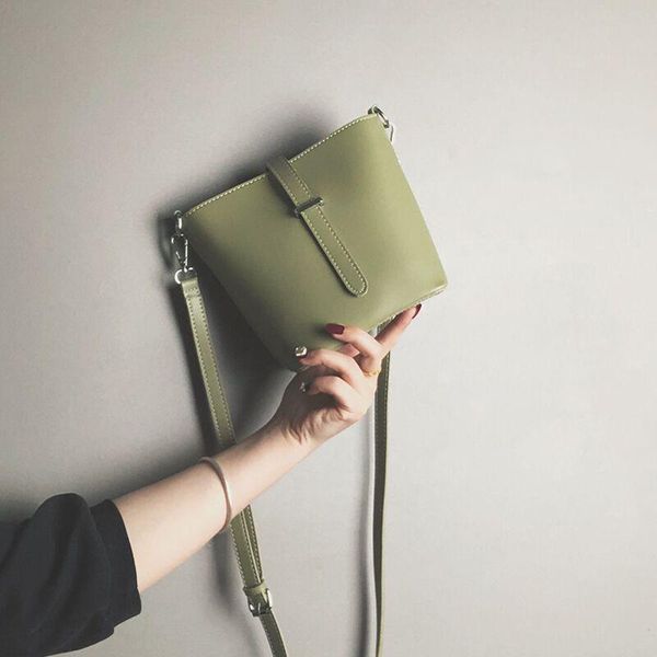 new fashion classic women samll solid color bucket bag women pu leather bags crossbody shoulder messenger bag female b41-02
new fashion classic women samll solid color bucket bag women pu leather bags crossbody shoulder messenger bag female b41-02