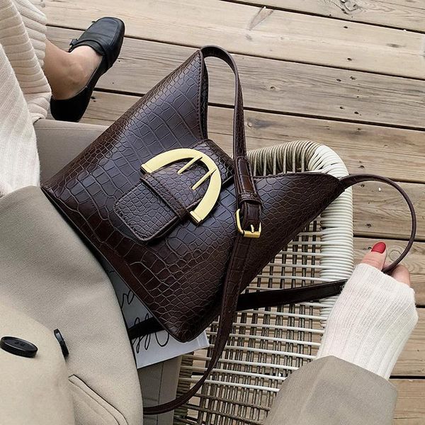 урожай кожа pu ковш сумки для женщин 2020 small solid color crossbody сумка женский плечо сумка сумки
урожай кожа pu ковш сумки для женщин 2020 small solid color crossbody сумка женский плечо сумка сумки