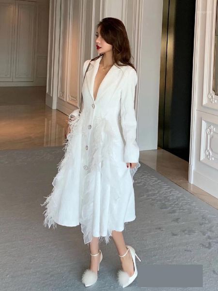 long women winter coat vintage feather coat female overcoat leaf white slim thin outwear women clothes 2019 fur outwear1, Black
long women winter coat vintage feather coat female overcoat leaf white slim thin outwear women clothes 2019 fur outwear1, Black