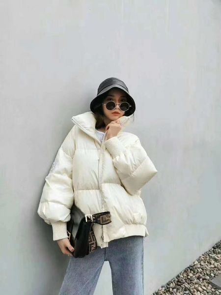 chao2020 autumn winter new sleeve 8-letter short down korean loose and thickened stand collar women's jacket, Black
chao2020 autumn winter new sleeve 8-letter short down korean loose and thickened stand collar women's jacket, Black