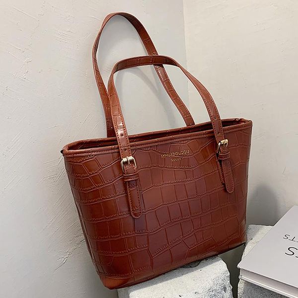 new woman pu leather handbag female vintage alligator shoulder bags big capacity solid ladies totes bolsa feminina
new woman pu leather handbag female vintage alligator shoulder bags big capacity solid ladies totes bolsa feminina