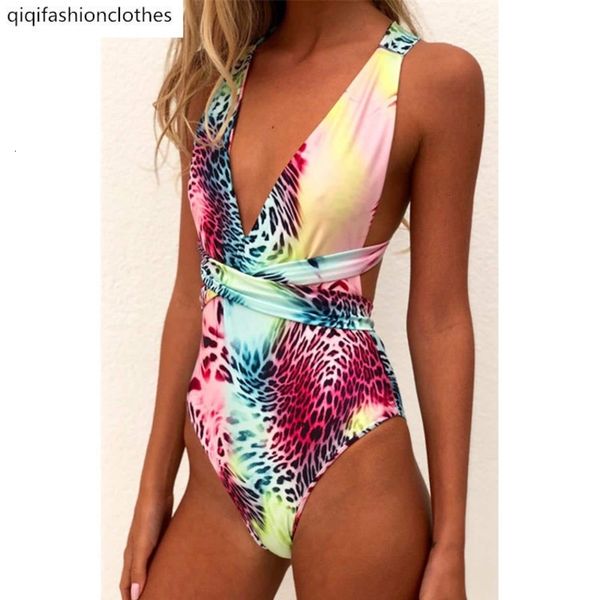 2020 single deep v open back painted duck print bandage spring one piece swimsuit woman, White;black
2020 single deep v open back painted duck print bandage spring one piece swimsuit woman, White;black