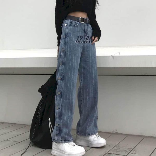 new autumn spring harajuku stripe jeans women straight pants with buttons embroided vintage wide leg pants loose female trousers, Blue
new autumn spring harajuku stripe jeans women straight pants with buttons embroided vintage wide leg pants loose female trousers, Blue