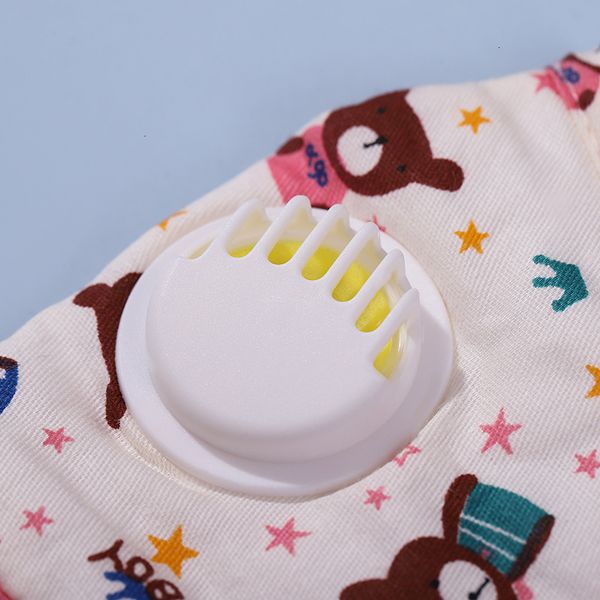printed breathing valve designer children cartoon face masks with a filter pm2.5 dustproof protective mask ing
printed breathing valve designer children cartoon face masks with a filter pm2.5 dustproof protective mask ing
