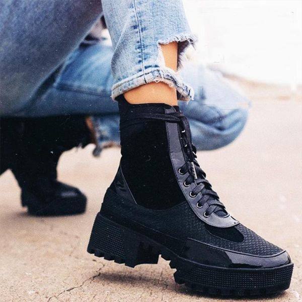 boots women's 2021 autumn black thick bottom platform fashion pu leather lace up mid heel ladies winter warm shoes1
boots women's 2021 autumn black thick bottom platform fashion pu leather lace up mid heel ladies winter warm shoes1