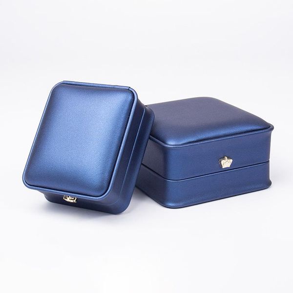 retro blue plane environmental protection pu leather fashion crown jewelry ring bracelet long chain earrings packaging box, Pink;blue
retro blue plane environmental protection pu leather fashion crown jewelry ring bracelet long chain earrings packaging box, Pink;blue