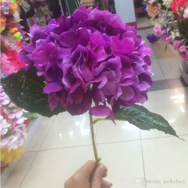 artificial purple hydrangea flower garland 70-80cm/31.5" single branch bouquet for wedding table runner decorative flowers1
artificial purple hydrangea flower garland 70-80cm/31.5" single branch bouquet for wedding table runner decorative flowers1
